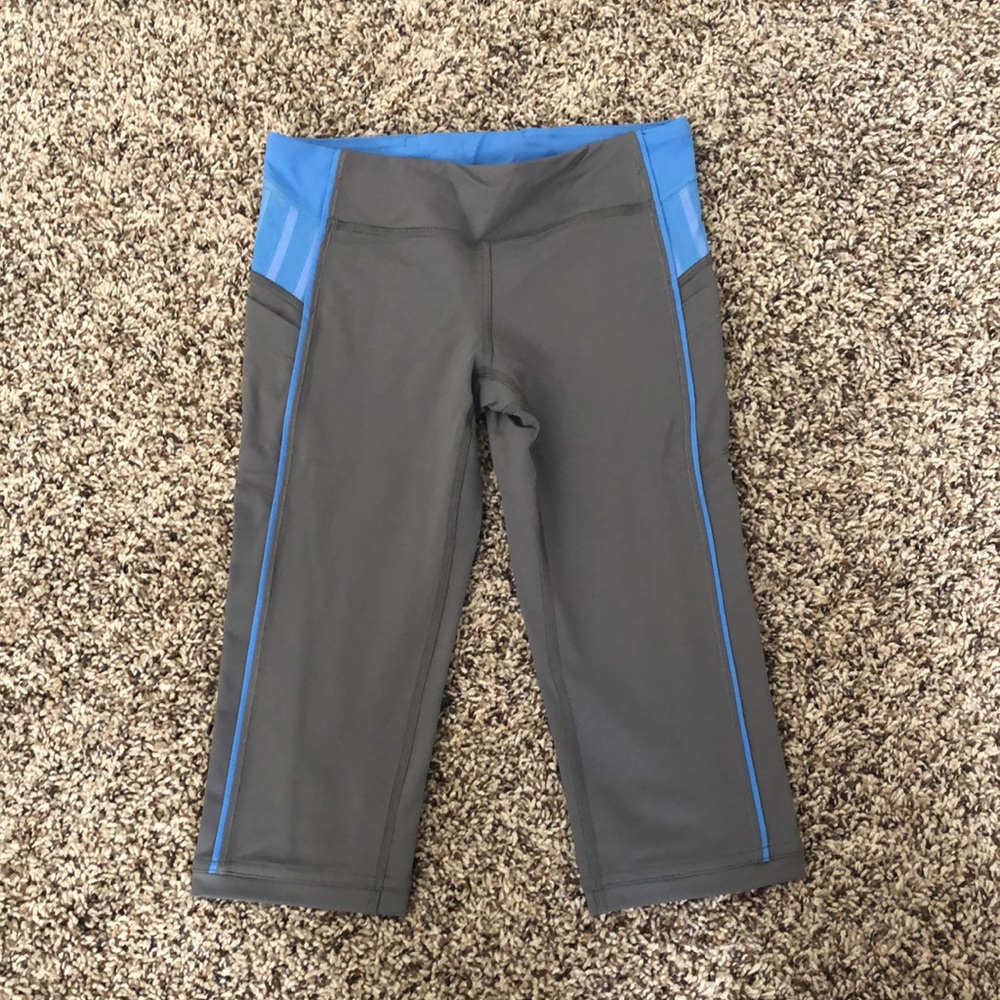 Ivivva Training Love Crop / Size 8